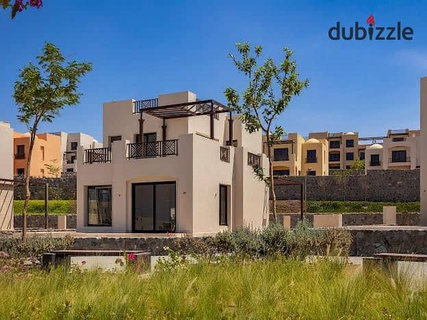 Luxury Solace Villa for Sale in Makadi Bay with stuning private garden 0