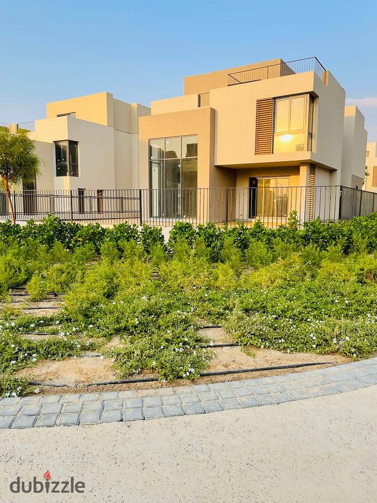 امتلك Townhouse فى كمبوند سوديك ايست  Sodic East  فى قلب مدينه الشروق 0