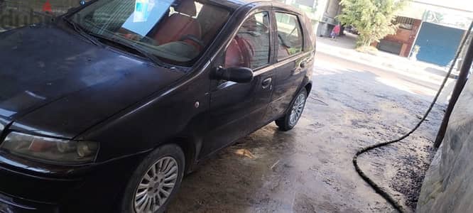 Fiat Punto 2003 عربيه للبيع