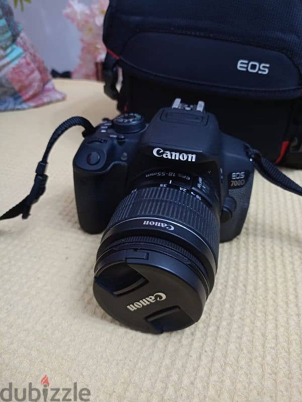 Canon D700 0