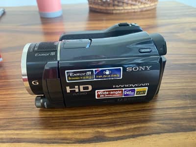 سوني هاند دكام Sony Handycam HDR-XR550VE Camcorder 240GB HDD High