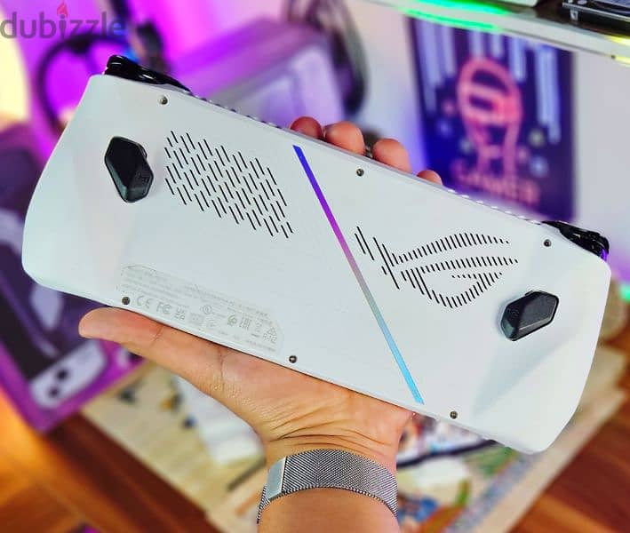 للبيع او للبدل rog ally z1 extreme النسخة الأعلي  بكامل المشتملات 3