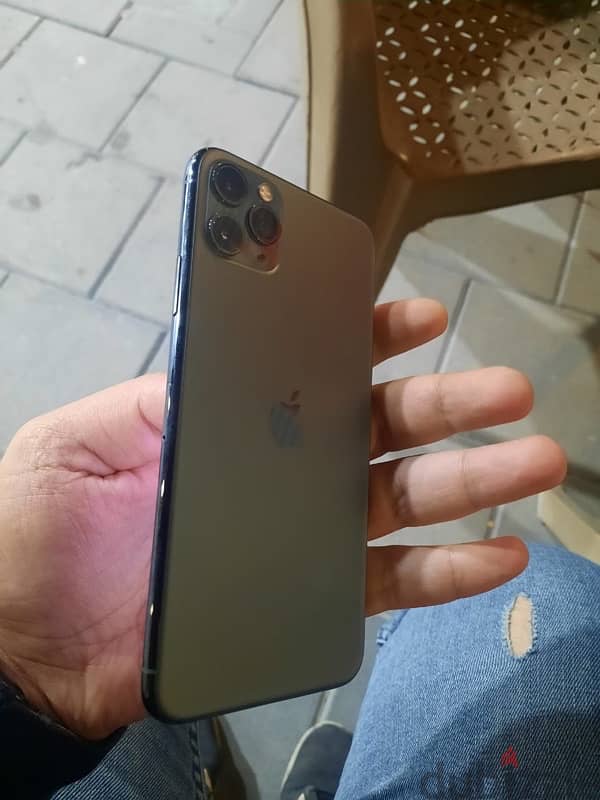 iphone 11 pro max 3