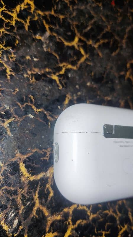 Airpods pro 2 like new  سماعة ايربودز برو ٢ بحالة ممتازة 8