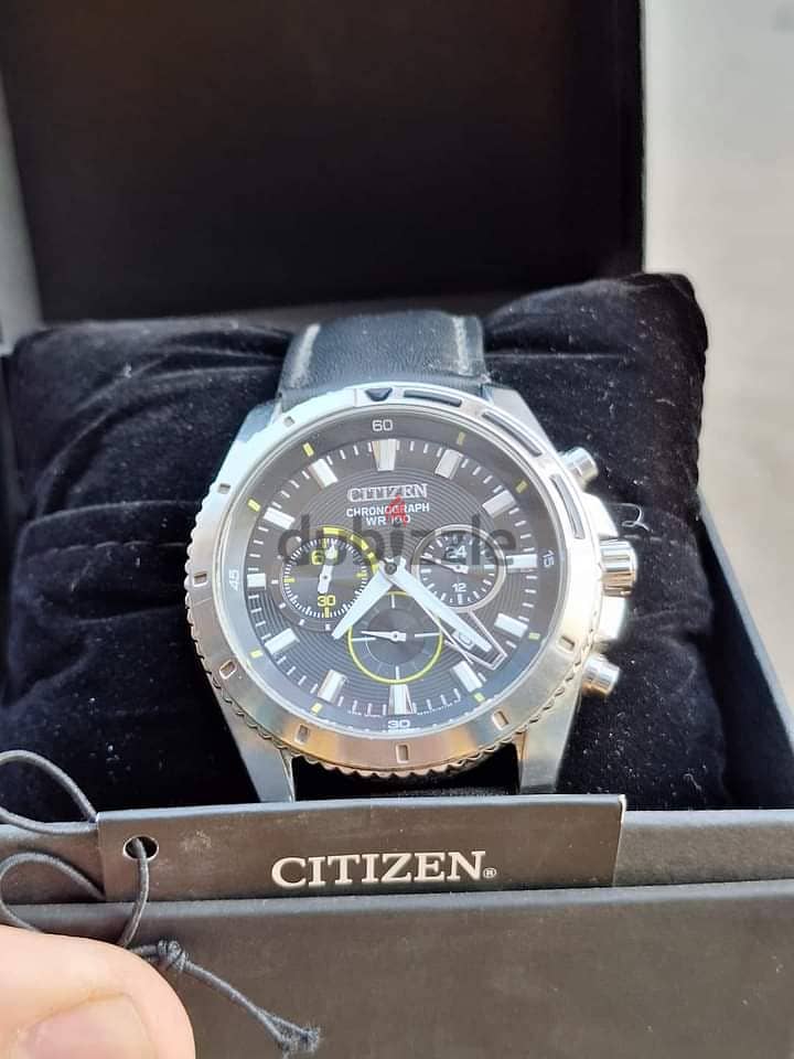 Citizen Chronograph AN801-01E leather wristband 2