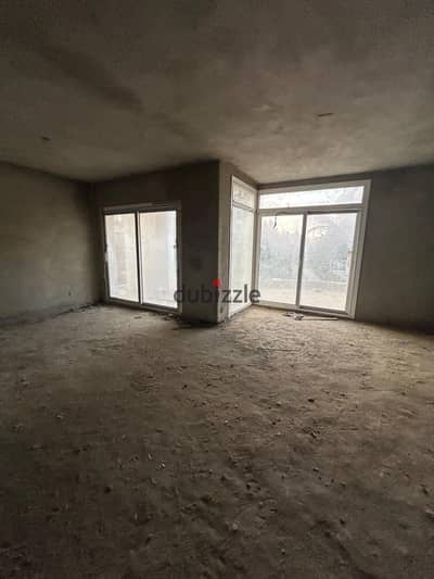 Duplex corner ba7ary for sale ready to move in phase HPR in compound Hyde park