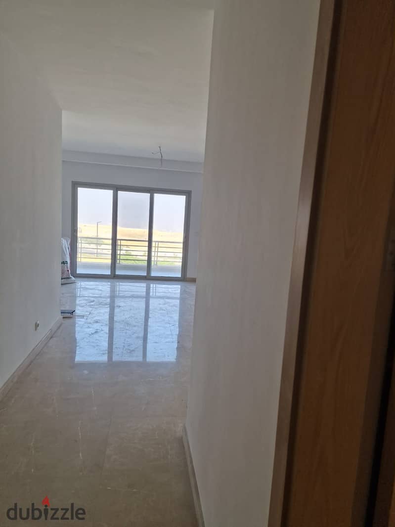 apartment 173m semi furnished rent uptown cairo compound new cairo 4