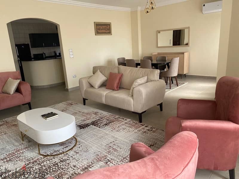 شقة مفروشة للإيجار ارقي احياء الشيخ زايد - for rent fully furnished 1