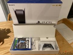 Mint-condition PlayStation 5 with FC24 - بلايستيشن ٥ استخدام ١١ شهر 0