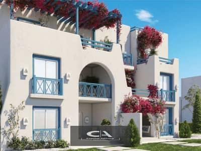 Own a duplex with a private garden with a down payment of only 5% overlooking the sea in the North Coast, fully finished, in Mountain View | plage |