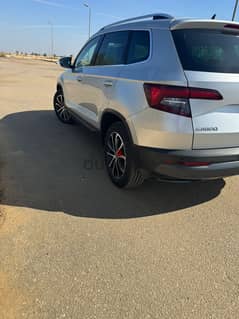 Skoda Karoq 2021 Ambtion 0