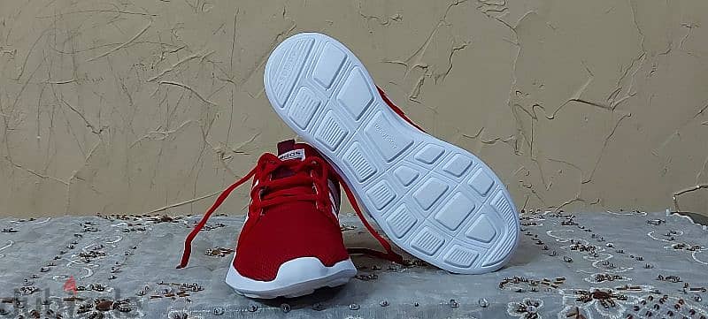 ADIDAS shos original size 41 3