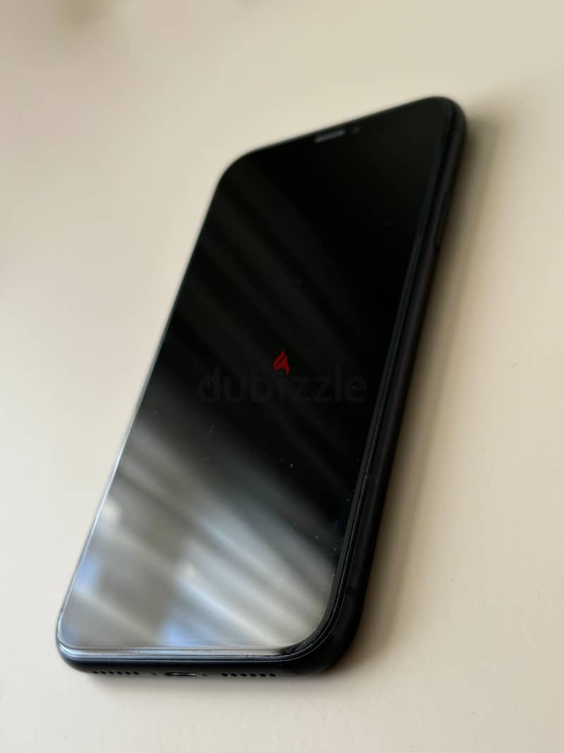 Iphone XR Black with Original Charger 4