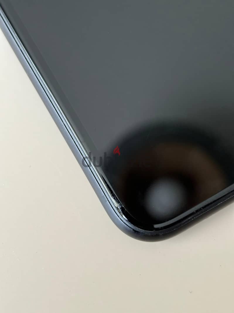 Iphone XR Black with Original Charger 5