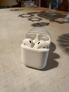 AirPods second gen 0