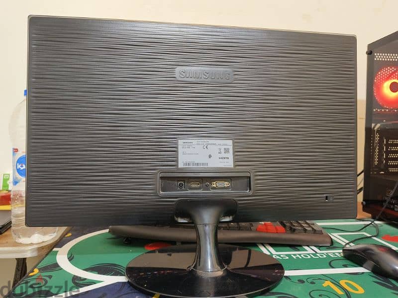 24 inch PC monitor - شاشة سامسونج ٢٤ بوصة 1