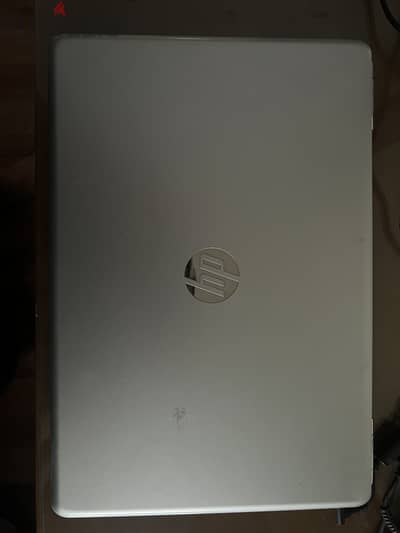 HP pavillion laptop for sale. (USED) (NEEDS REPAIR)