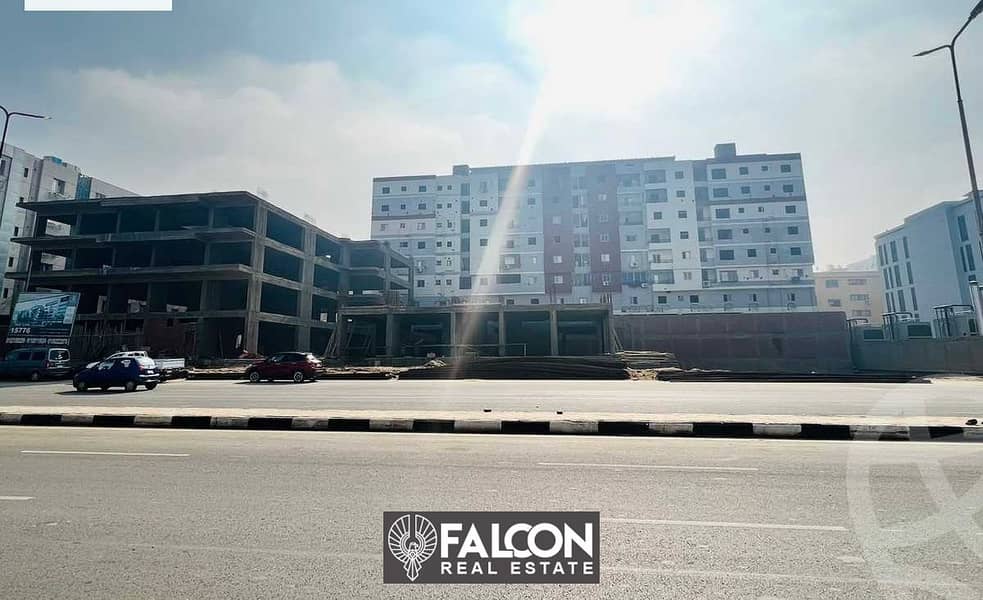 ((Ready for inspection now)) A commercial store with a down payment of 570 thousand and delivery within months. The highest traffic in Nasr City, behi 0