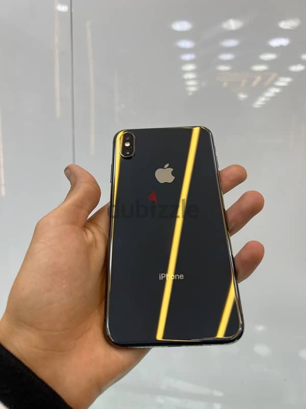 xs max 91% 64G مع الكرتونه 2