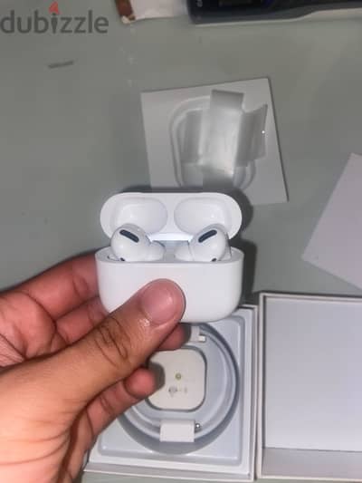 AirPods