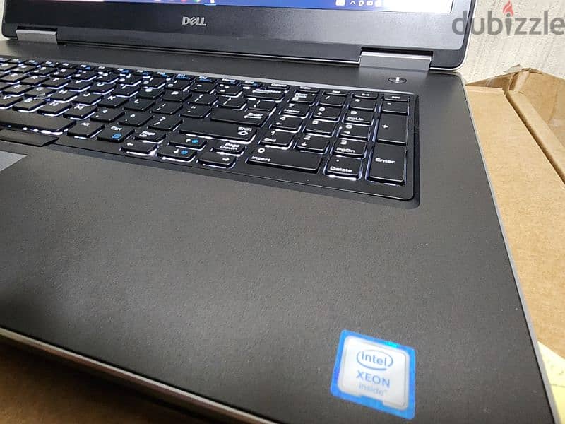 عملاق الجرافيك  Dell Precision 7740 core i9 9880H 4K Rtx 5000 16g 6