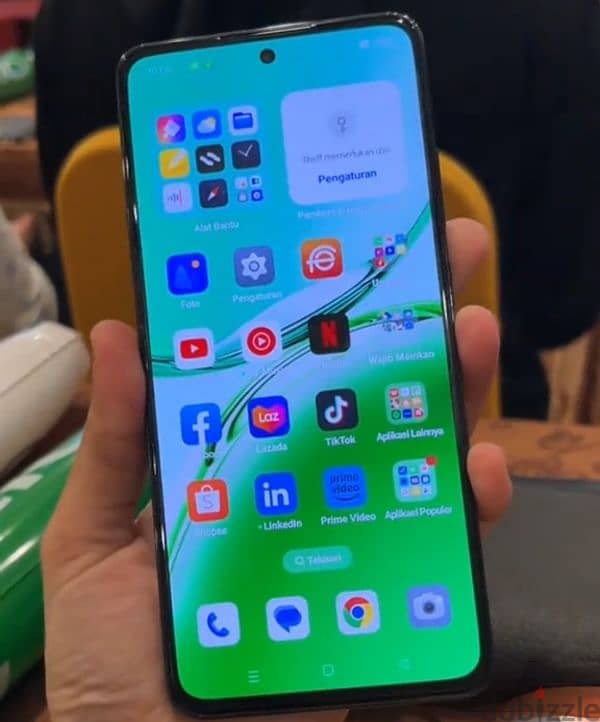 oppo Reno 12f 5g green 1