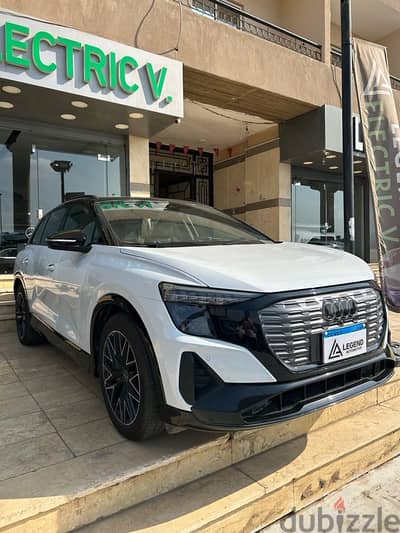 Audi Q5 E tron 2023 كهرباء