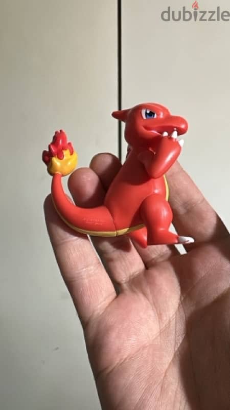 Charmeleon Figure Jazwares Edition - Straight out of the box 2