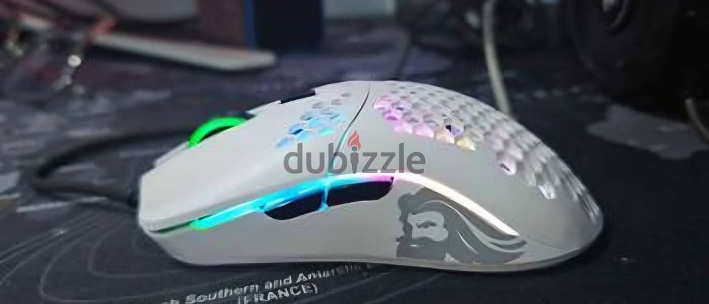 Mouse glorious o- 1