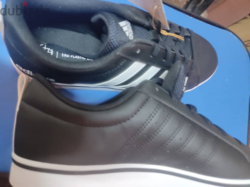 Original Adidas Black/ white Red كوتش ايدادس اصلى Size 44.2/3 3