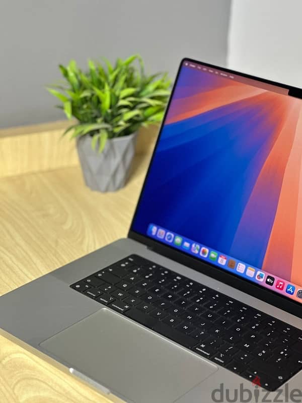 Macbook Pro M2 Max 16-inch 2023 0