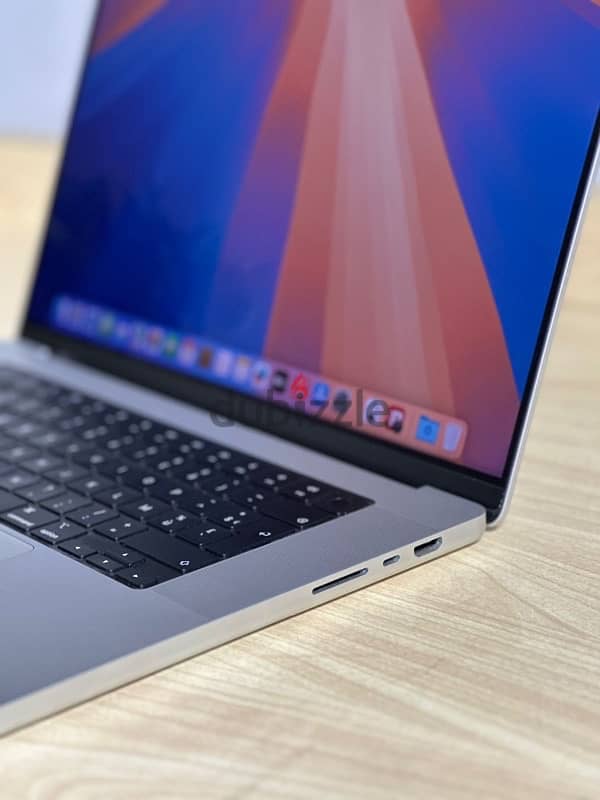 Macbook Pro M2 Max 16-inch 2023 2