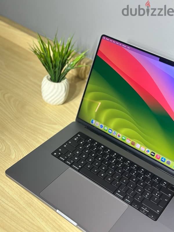 Macbook Pro M1 Pro 16-inch 2021 96% 0