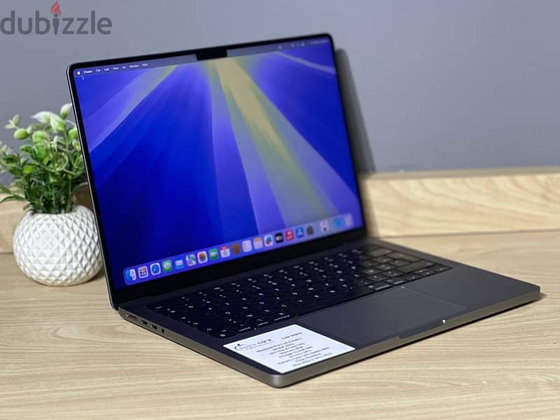 Macbook Pro M3 14-inch 2023 2