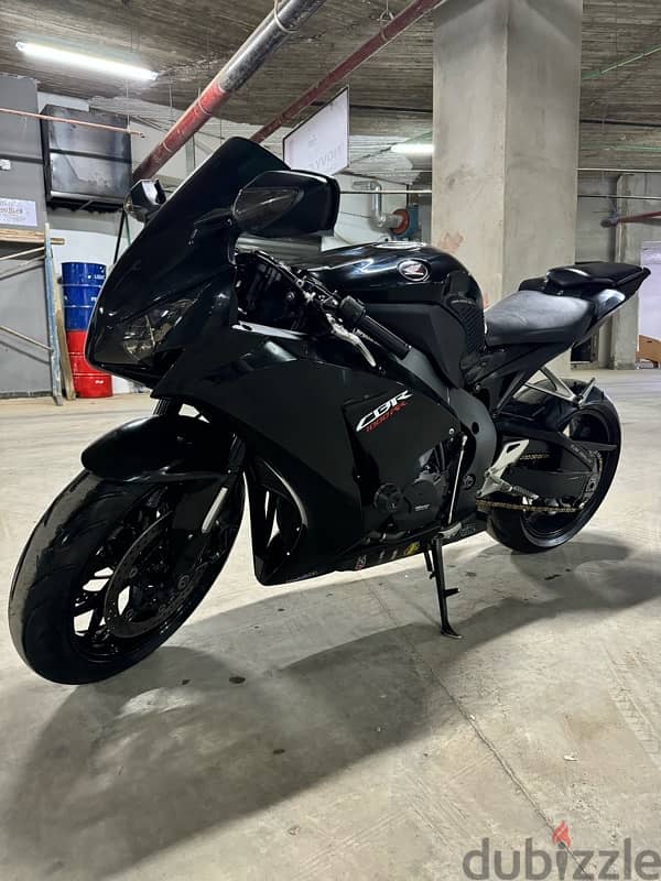 Honda Cbr 1000 ( 2014 ) 0