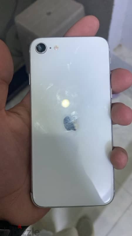 iPhone 8 عادي 3