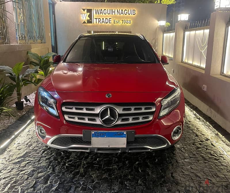 Mercedes-Benz GLA 200 2019 AMG 0