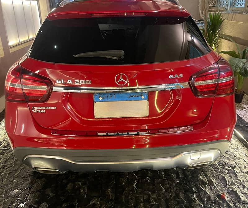 Mercedes-Benz GLA 200 2019 AMG 15