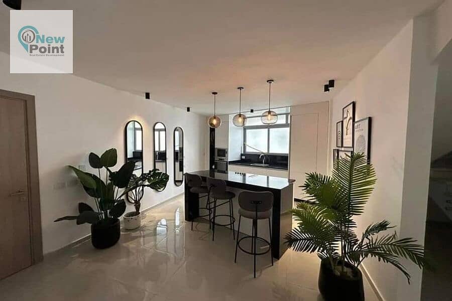 Duplex with garden, super luxurious, finished, with air conditioning, near Zed East, Crescent Walk New Cairo 6