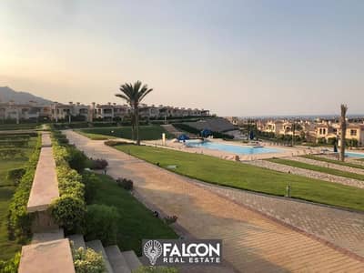 3BR chalet fully finished and ready to move , with a full view of the sea and pool, in a prime location in La Vista 6 Sokhna