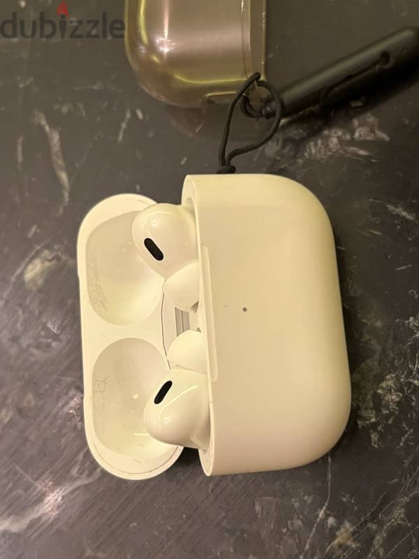 airpods pro 2 (2nd generation)  type C 1