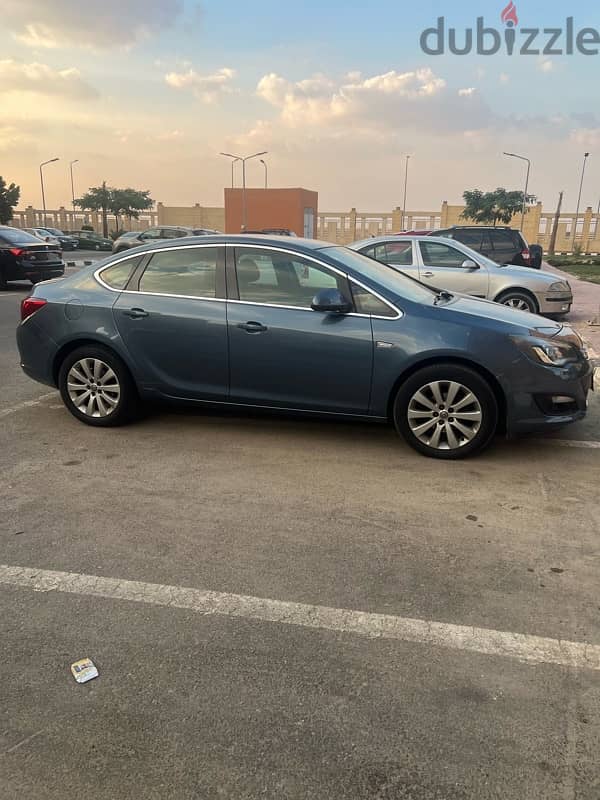 Opel Astra 2017 0