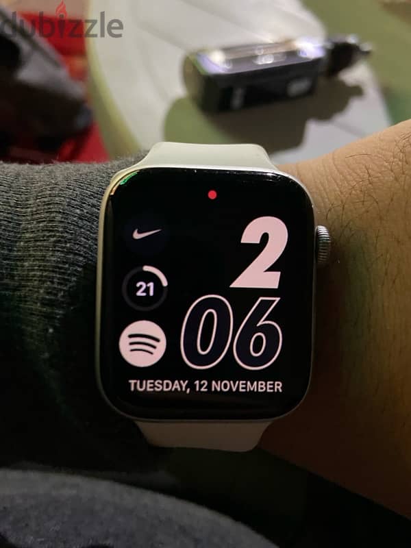 Apple Watch series5 Nike edition 3