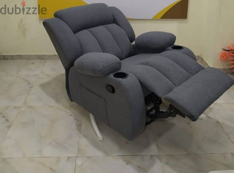 lazyboy recliner والتوصيل مجاني 4