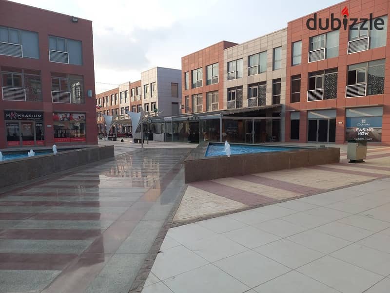 Office for rent, administrative headquarters, 515 square meters, fully finished, furnished, and air conditioners, The Courtyard, Sheikh Zayed, near th 1