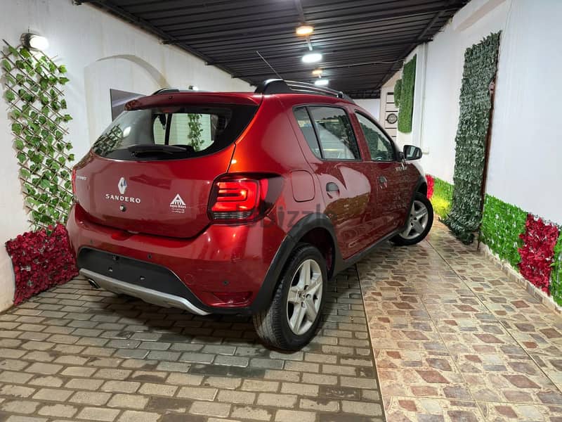 رينو ستيب واي ٢٠١٨ فابريكا بالكامل هاي لاين - Renault Stepway 2018 4