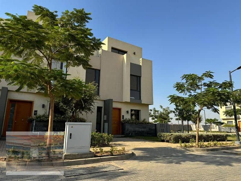 Townhouse Middle ready to move - bahary - very Prime Location -in Al Burouj - el shorouk 0