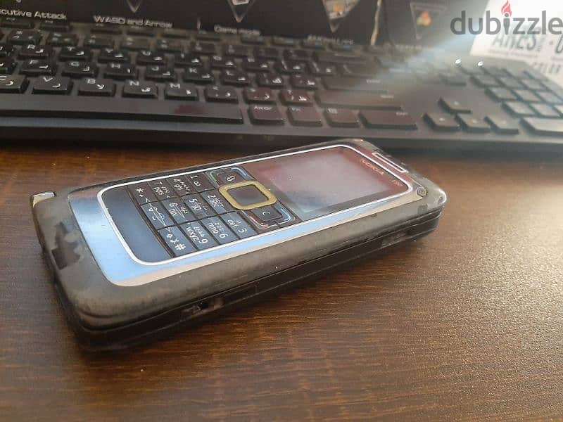 nokia e90 4