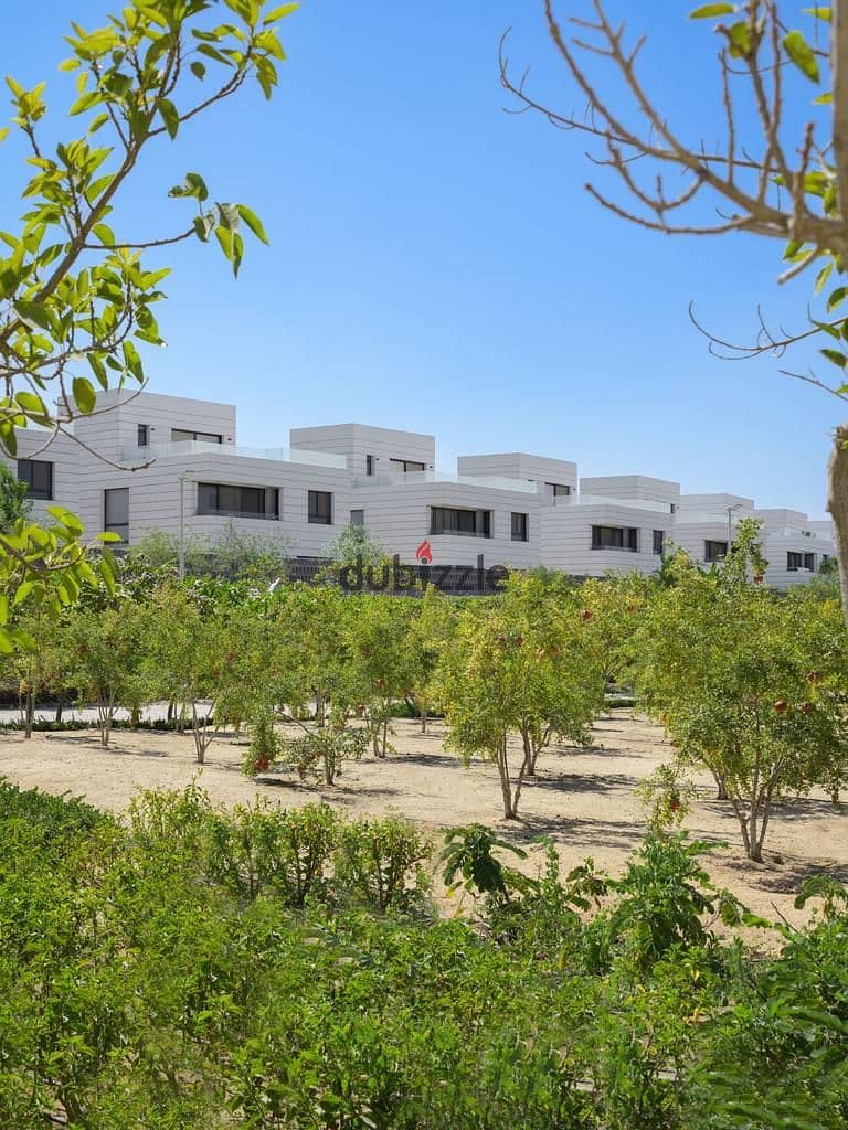 Luxurious villa immediate delivery fully finished in Al Burouj Al Shorouk Compound at a special price and installments over the longest repayment 13