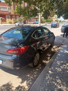 2016opel Astra 0